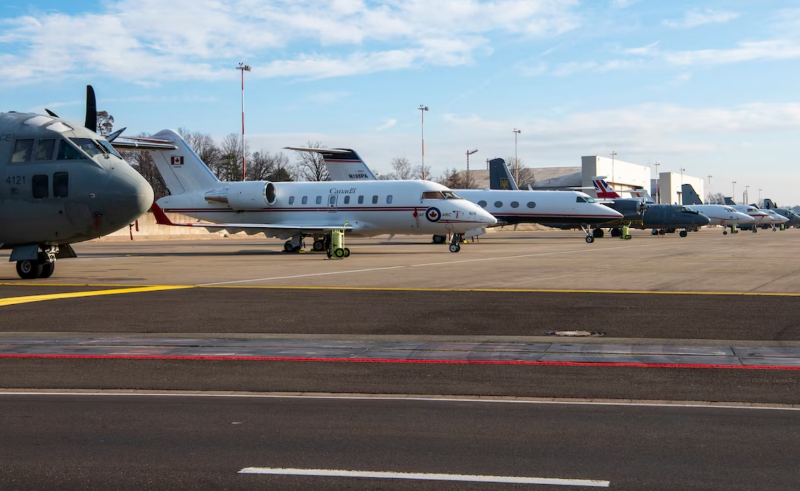 Літаки країн Контактної групи з питань оборони України на авіабазі Рамштайн, Німеччина, 20 січня 2023